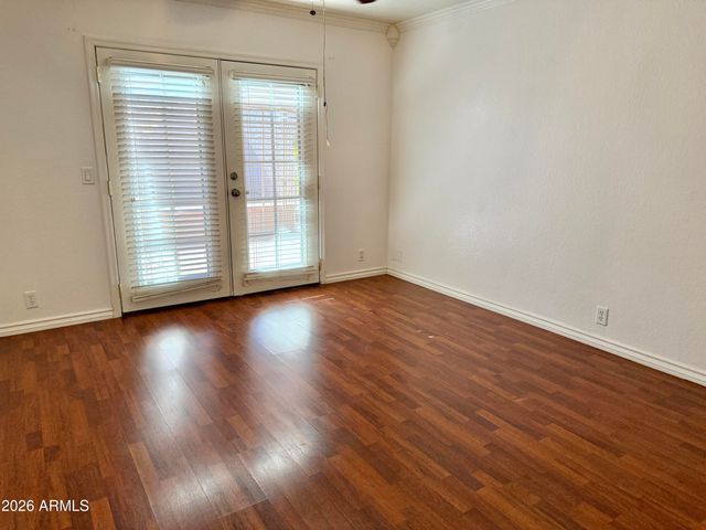3943 W Whispering Wind Drive, Glendale, AZ 85310