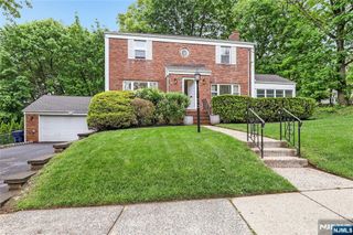 400 Central Avenue, Hackensack, NJ 07601