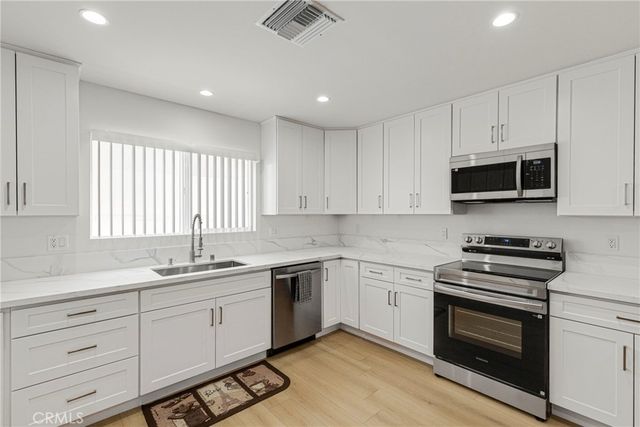 7044 Tyrone Avenue, Van Nuys, CA 91405