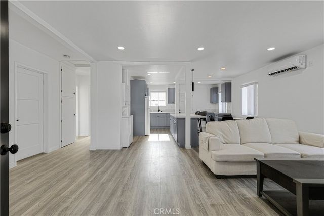 7044 Tyrone Avenue, Van Nuys, CA 91405