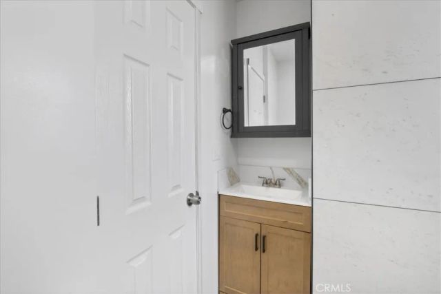 1521 N Bonnie Beach, Los Angeles, CA 90063