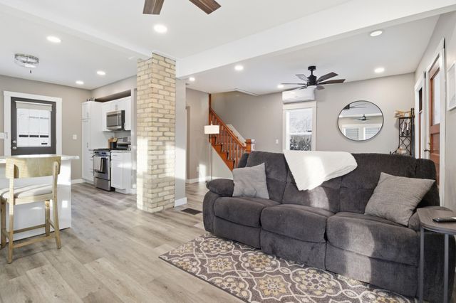 309 Etna Street, Saint Paul, MN 55106