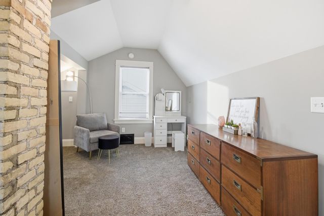 309 Etna Street, Saint Paul, MN 55106