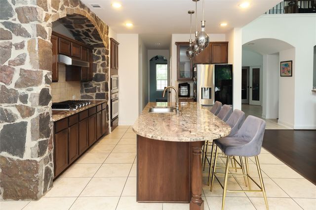 22 Sandwell Place, Spring, TX 77389