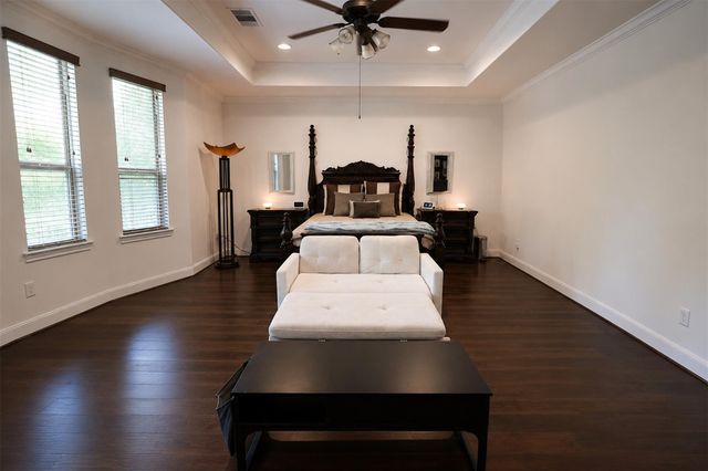 22 Sandwell Place, Spring, TX 77389
