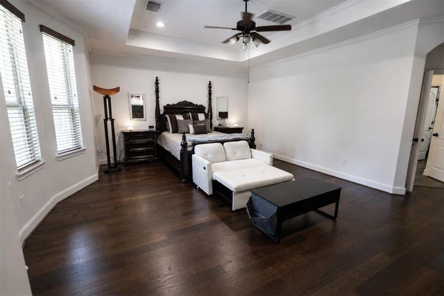 22 Sandwell Place, Spring, TX 77389