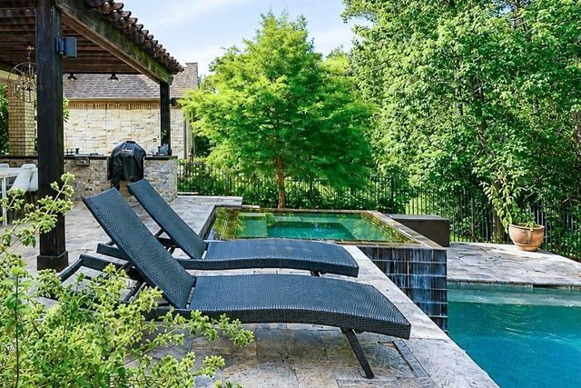 22 Sandwell Place, Spring, TX 77389