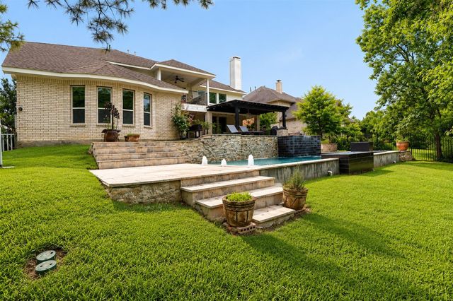 22 Sandwell Place, Spring, TX 77389