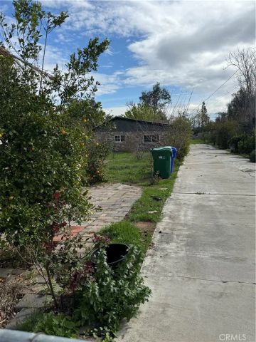 6594 Smith Avenue, Jurupa Valley, CA 91752