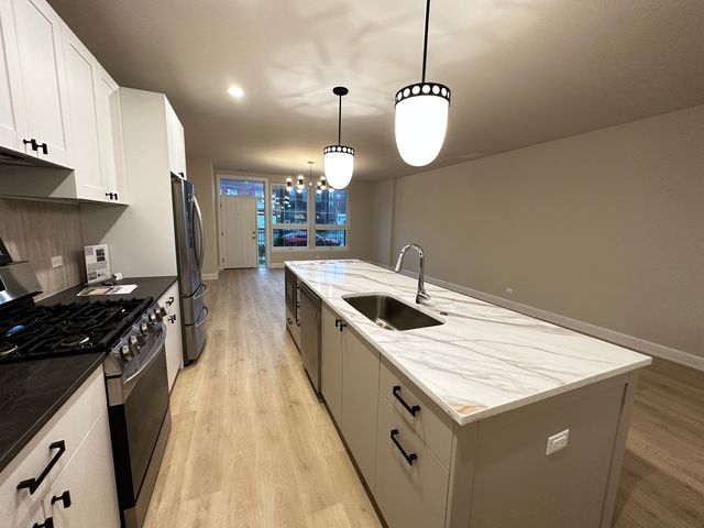 4315 S Indiana Avenue 1, Chicago, IL 60653