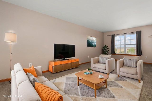 1045 Providence Common, Sun Prairie, WI 53590