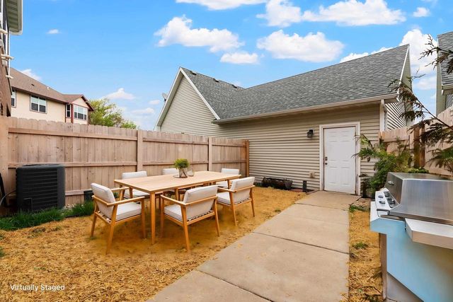 1045 Providence Common, Sun Prairie, WI 53590