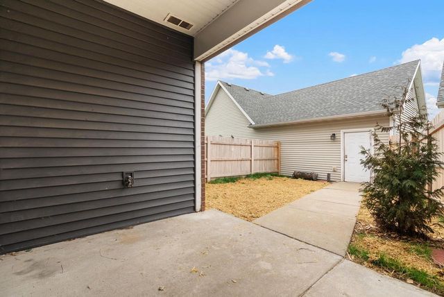 1045 Providence Common, Sun Prairie, WI 53590