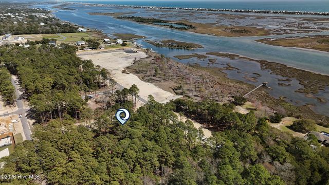 55 Dockside Drive, Hampstead, NC 28443