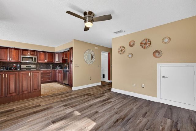 8984 ANTIGUA DRIVE, Seminole, FL 33777