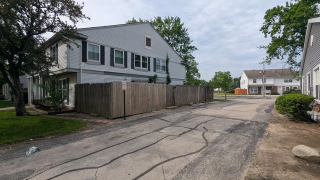 130 Central Avenue 130, Matteson, IL 60443