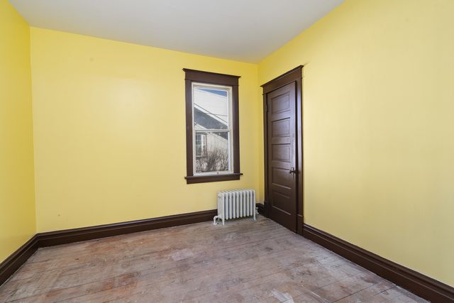 411 N Arlington Heights Road, Arlington Heights, IL 60004