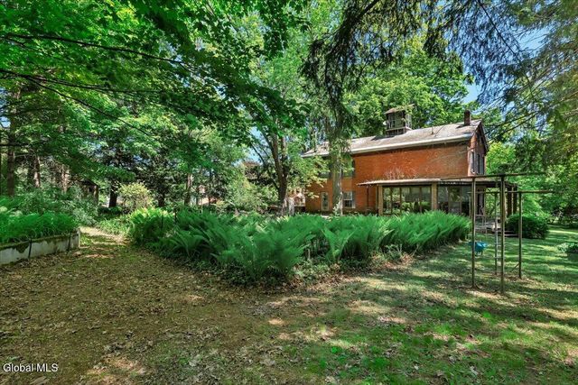 962 Main Street, Clifton Park, NY 12065