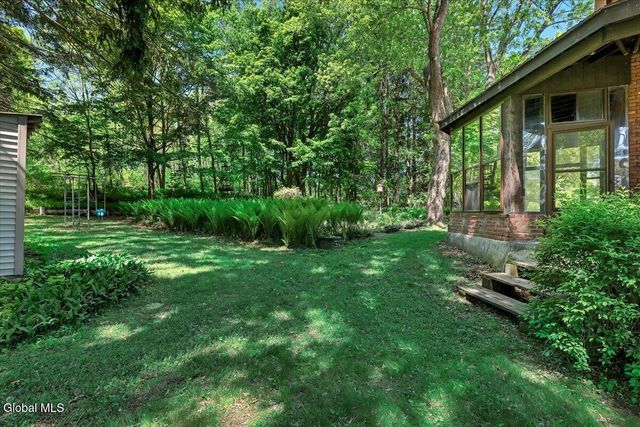 962 Main Street, Clifton Park, NY 12065
