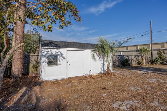 508 61st Ave. N, Myrtle Beach, SC 29577