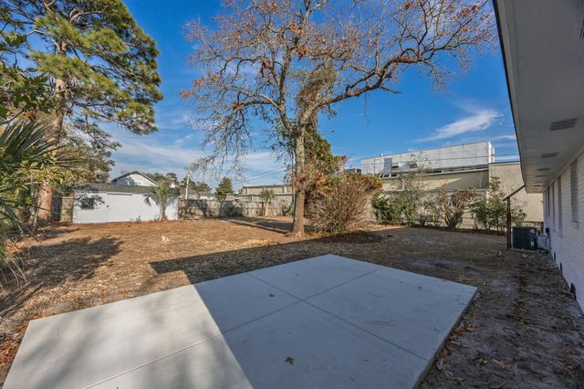 508 61st Ave. N, Myrtle Beach, SC 29577