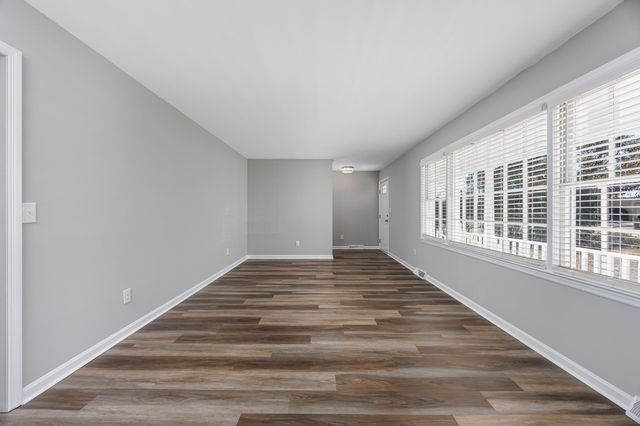 508 61st Ave. N, Myrtle Beach, SC 29577