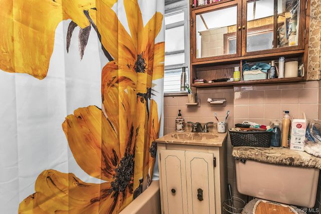 191-17 120th Avenue, Saint Albans, NY 11412