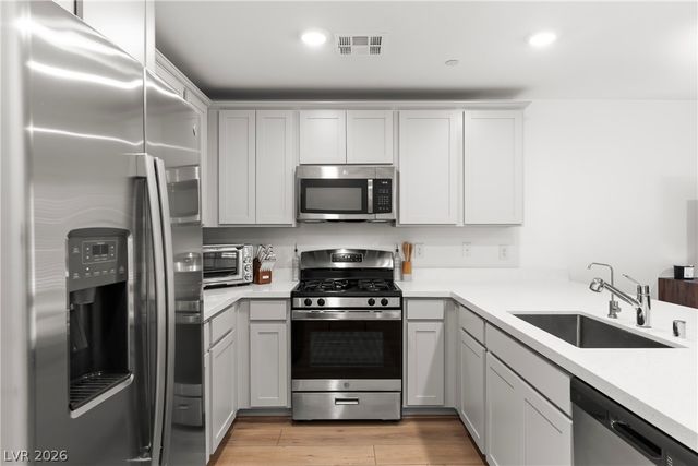 6308 Foxes Dale Street, Las Vegas, NV 89166
