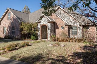 6110 W Persimmon Street, Fayetteville, AR 72704