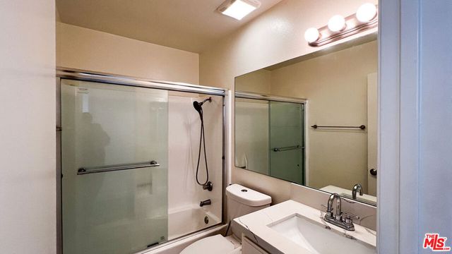 5700 Etiwanda Avenue 257, Tarzana, CA 91356