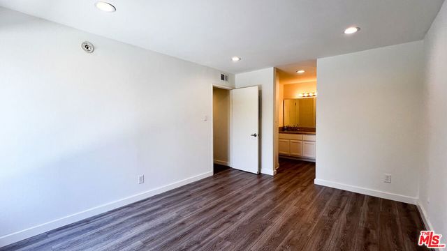 5700 Etiwanda Avenue 257, Tarzana, CA 91356