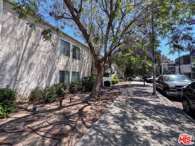 5700 Etiwanda Avenue 257, Tarzana, CA 91356