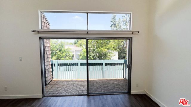 5700 Etiwanda Avenue 257, Tarzana, CA 91356