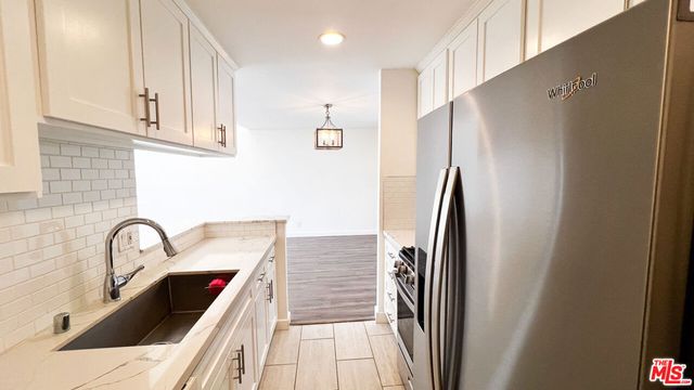 5700 Etiwanda Avenue 257, Tarzana, CA 91356
