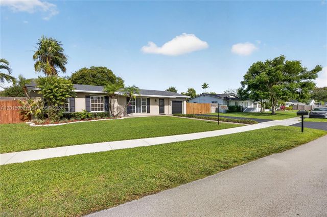 10460 SW 123rd Court, Miami, FL 33186
