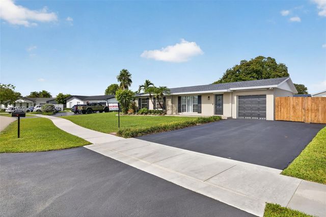 10460 SW 123rd Court, Miami, FL 33186