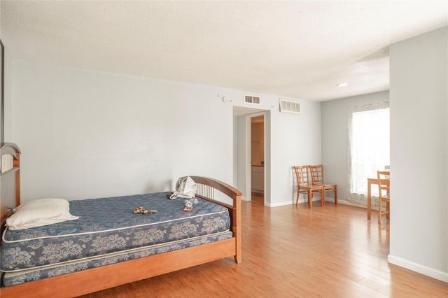 6200 Ranchester Drive 150, Houston, TX 77036