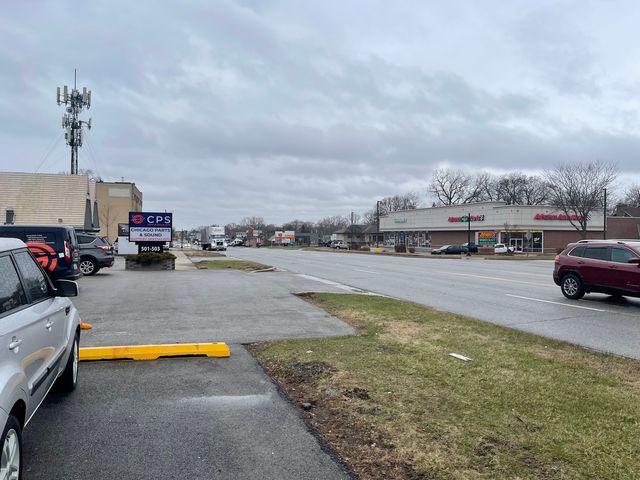 433 Ogden Avenue, Downers Grove, IL 60515