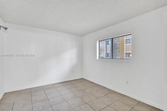 351 Palm Way 108, Pembroke Pines, FL 33025