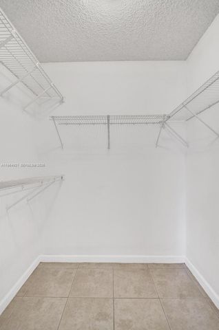 351 Palm Way 108, Pembroke Pines, FL 33025