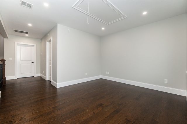 85 East Main Street 85, Hopkinton, MA 01748