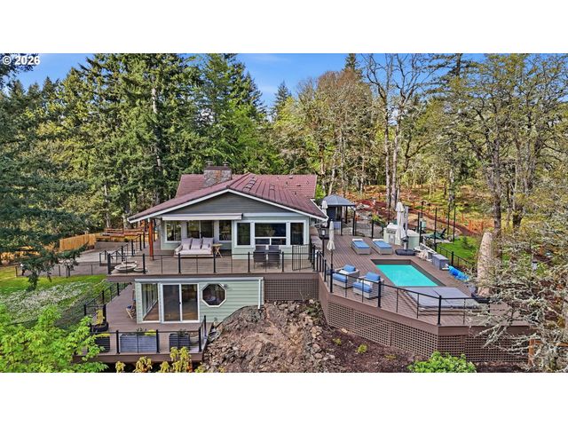 4011 Se CROWN Rd, Camas, WA 98607