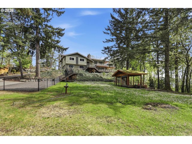 4011 Se CROWN Rd, Camas, WA 98607