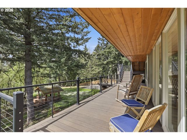 4011 Se CROWN Rd, Camas, WA 98607