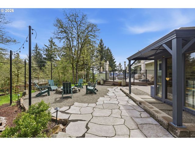 4011 Se CROWN Rd, Camas, WA 98607