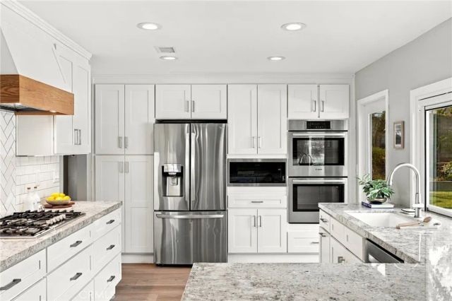 3133 Highland View, Burbank, CA 91504