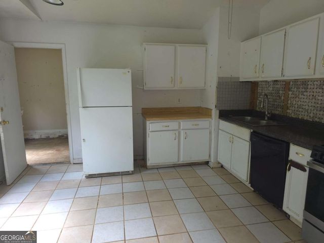 2051 Harrison Ridge Court, Lawrenceville, GA 30044