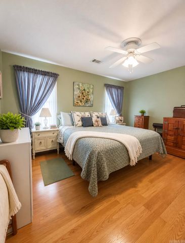 2309 Audley Bolton Drive, Searcy, AR 72143