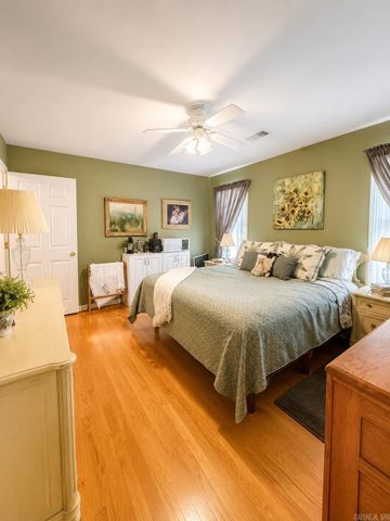 2309 Audley Bolton Drive, Searcy, AR 72143
