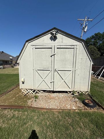 2309 Audley Bolton Drive, Searcy, AR 72143